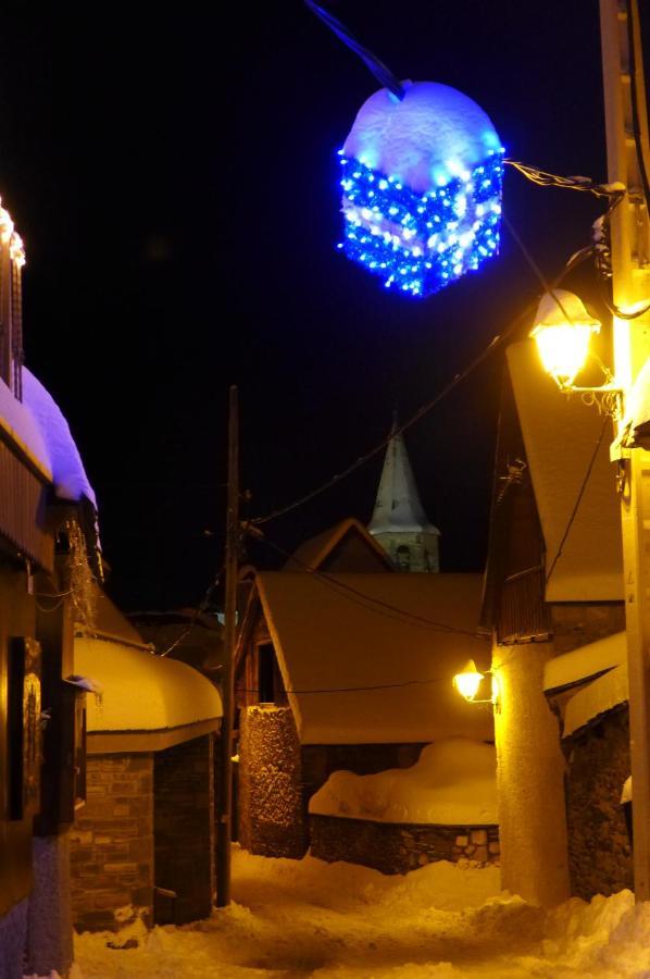 Casa De Piedra Con Encanto En El Bonito Pueblo De Bagergue Εξωτερικό φωτογραφία