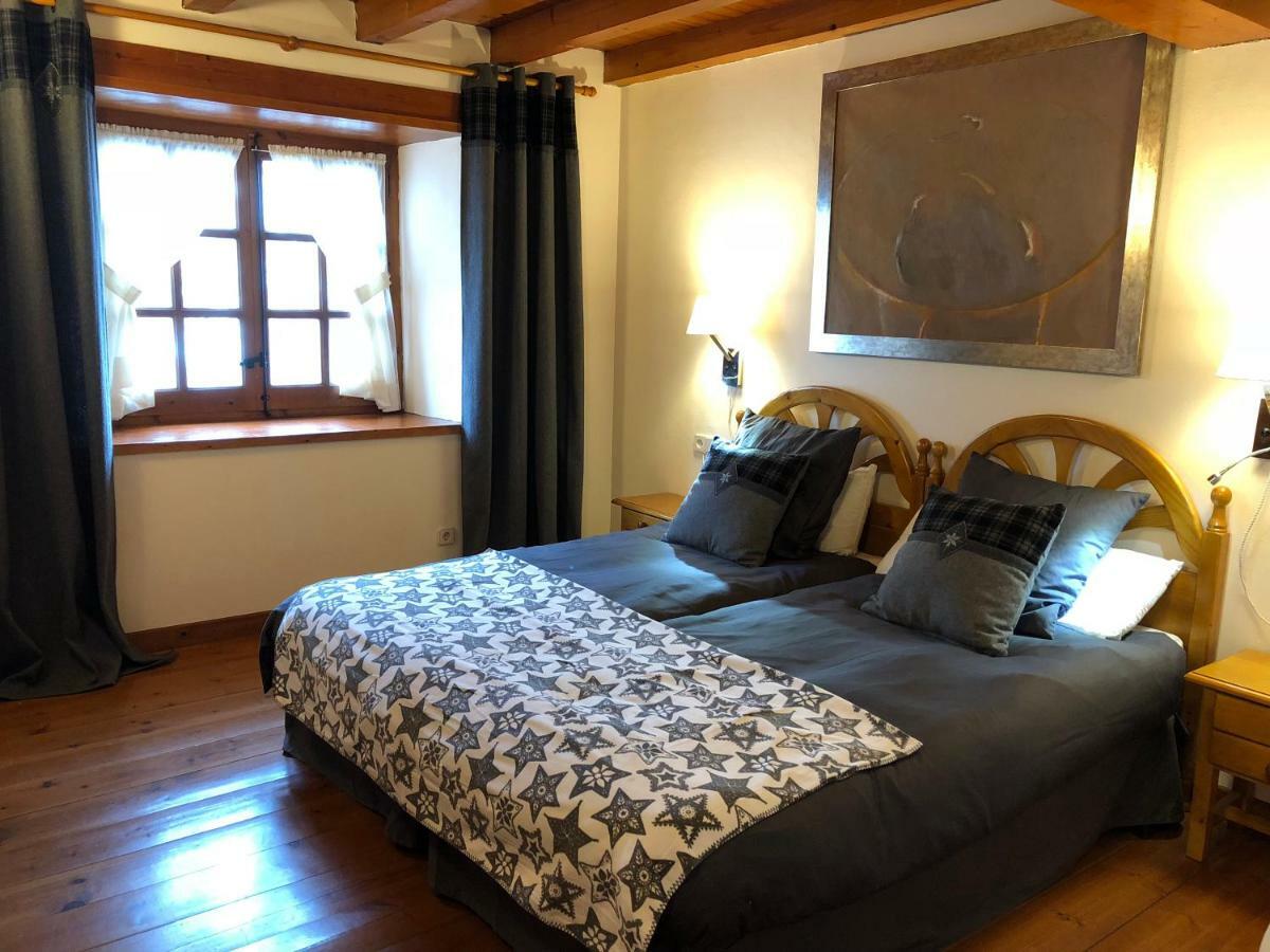 Casa De Piedra Con Encanto En El Bonito Pueblo De Bagergue Εξωτερικό φωτογραφία